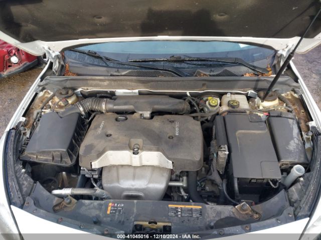 1G11D5SL8FU131197 Chevrolet MALIBU 2LT