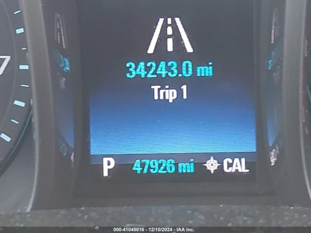1G11D5SL8FU131197 Chevrolet MALIBU 2LT