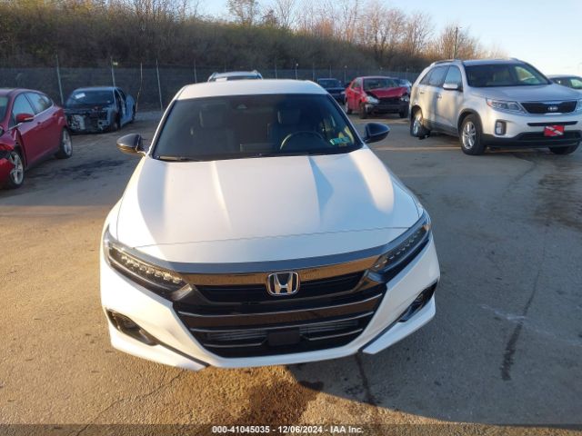 1HGCV1F32NA076943 Honda Accord Sport