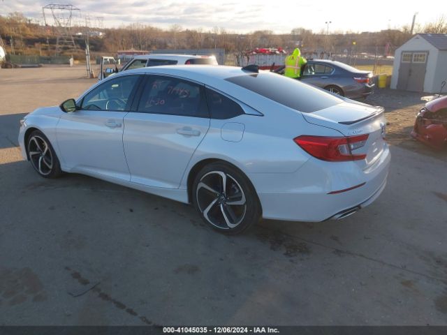 1HGCV1F32NA076943 Honda Accord Sport