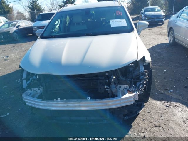 2C4RC1EG0HR584587 Chrysler Pacifica Touring-l Plus