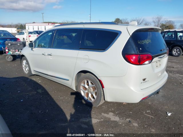 2C4RC1EG0HR584587 Chrysler Pacifica Touring-l Plus
