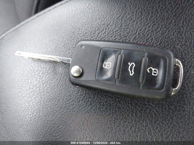 Volkswagen Jetta 2.0l S 2014 3VW2K7AJ0EM352662 Image 11