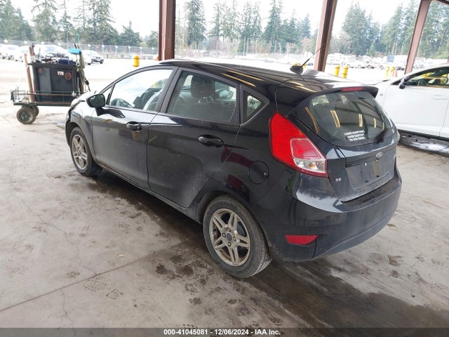 Ford FIESTA SE 2018 3FADP4EJ5JM107779 Image 3