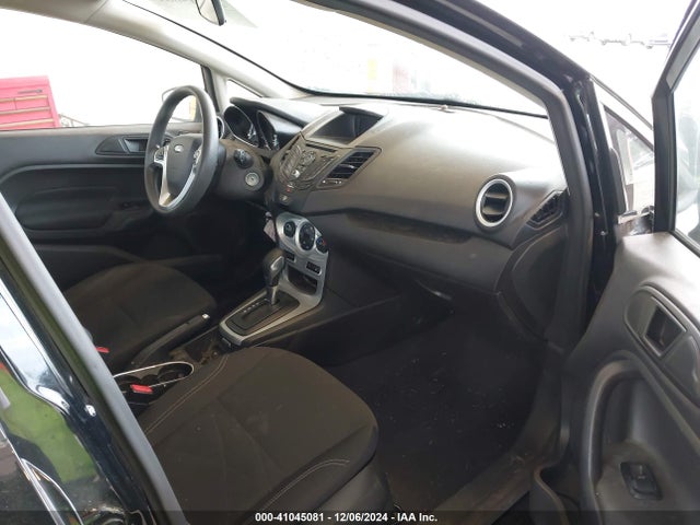 Ford FIESTA SE 2018 3FADP4EJ5JM107779 Image 5