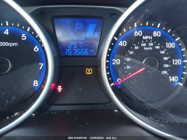 KM8JU3AG2FU081828 Hyundai TUCSON SE