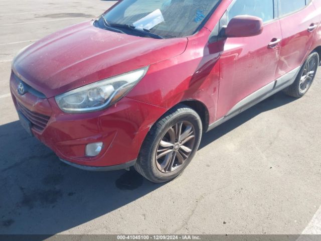 KM8JU3AG2FU081828 Hyundai TUCSON SE