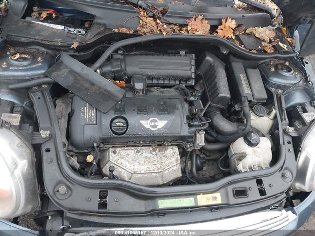 2011 MINI COOPER WMWSU3C54BT096879 Photo 9