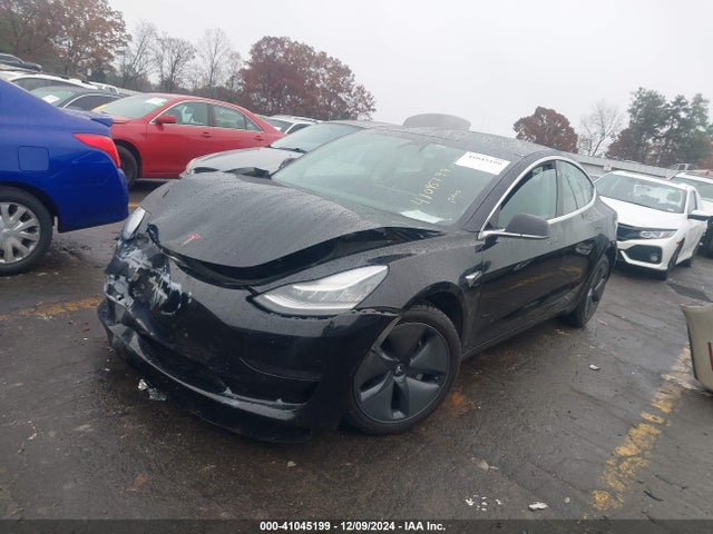 2019 TESLA MODEL 3 5YJ3E1EA8KF426755 Photo 1