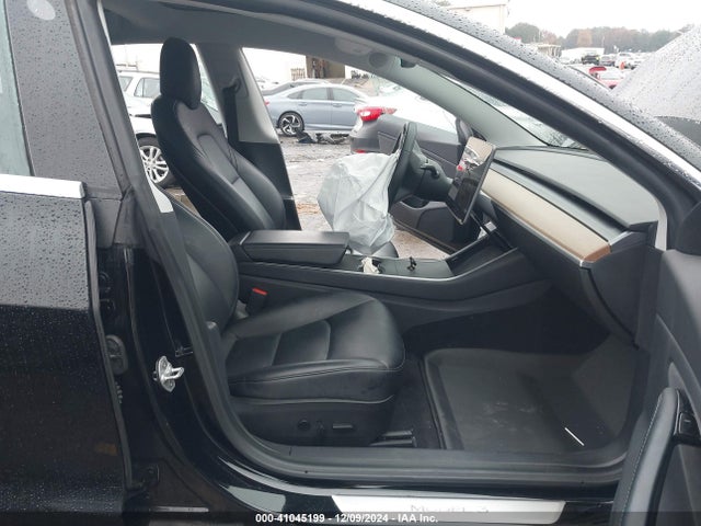 2019 TESLA MODEL 3 5YJ3E1EA8KF426755 Photo 4
