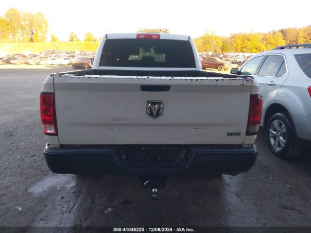 1C6RR6FG2FS645872 RAM 1500 Tradesman