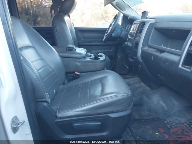 1C6RR6FG2FS645872 RAM 1500 Tradesman