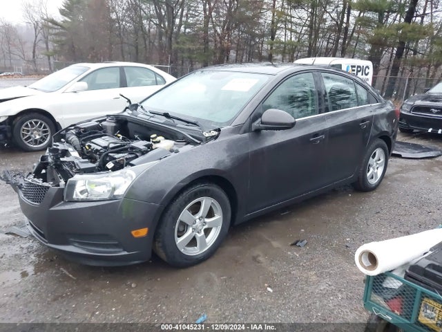 Chevrolet Cruze 1lt Auto 2014 1G1PC5SB6E7443956 Image 2