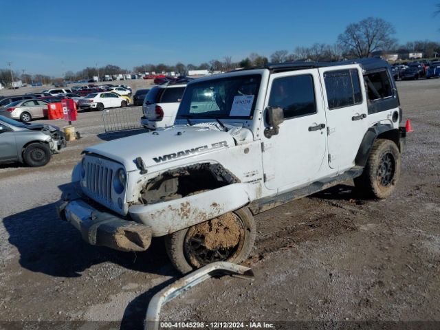 1C4BJWEG9HL679601 Jeep Wrangler Unlimited Sahara