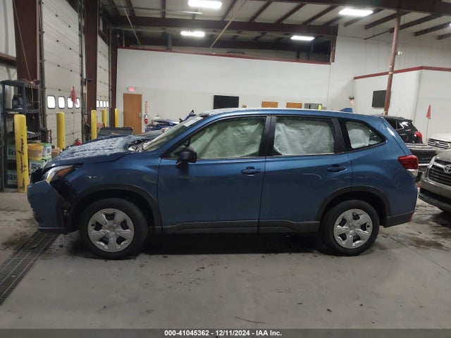 JF2SKAAC3PH448828 Subaru Forester