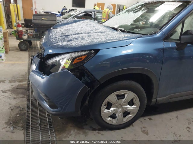 JF2SKAAC3PH448828 Subaru Forester