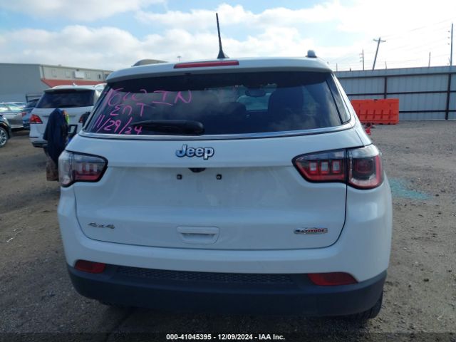 3C4NJDBN8RT599068 Jeep Compass Latitude 4x4