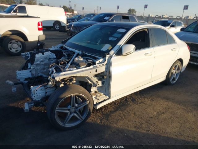 55SWF4JB4HU231432 Mercedes-Benz C 300 Luxury/sport