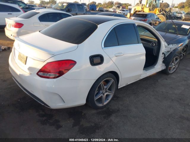 55SWF4JB4HU231432 Mercedes-Benz C 300 Luxury/sport