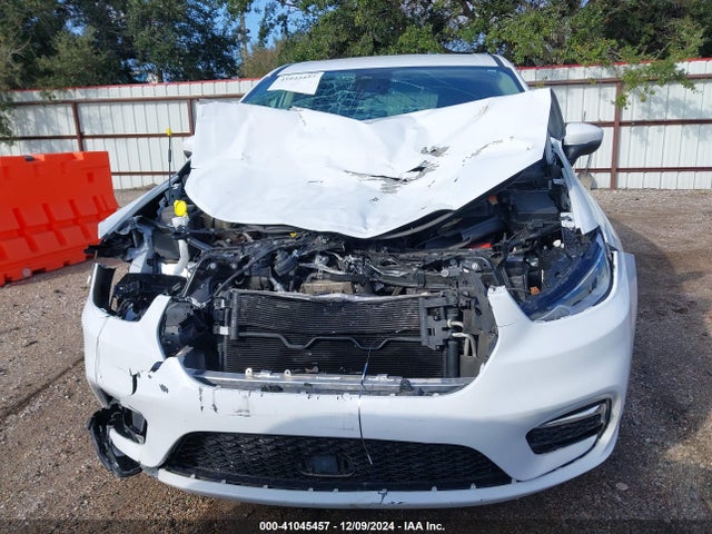 2C4RC1BG1PR560611 Chrysler Pacifica Touring L