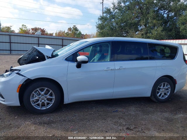 2C4RC1BG1PR560611 Chrysler Pacifica Touring L