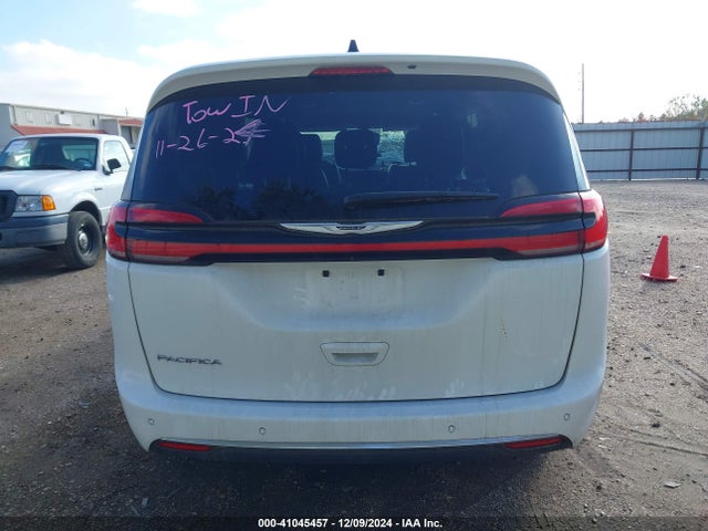 2C4RC1BG1PR560611 Chrysler Pacifica Touring L
