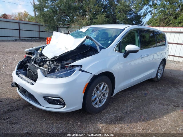 2C4RC1BG1PR560611 Chrysler Pacifica Touring L