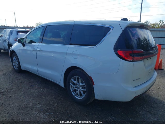 2C4RC1BG1PR560611 Chrysler Pacifica Touring L