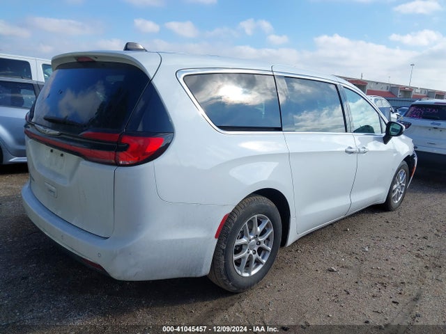 2C4RC1BG1PR560611 Chrysler Pacifica Touring L