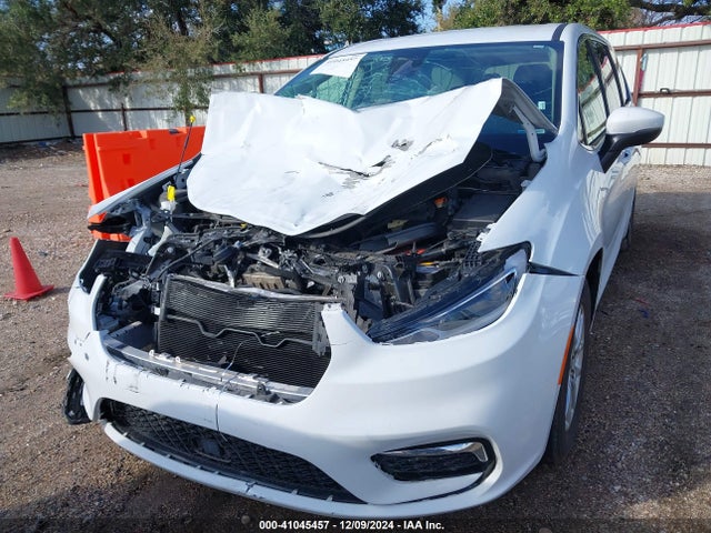 2C4RC1BG1PR560611 Chrysler Pacifica Touring L