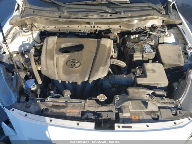 3MYDLBJV1LY702080 Toyota YARIS LE