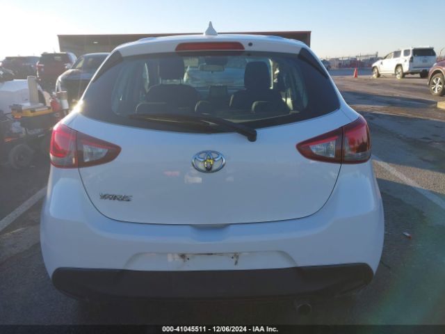3MYDLBJV1LY702080 Toyota YARIS LE