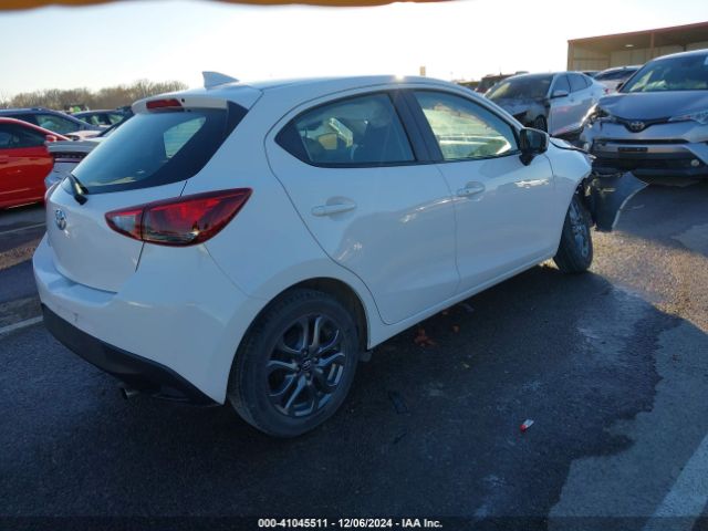 3MYDLBJV1LY702080 Toyota YARIS LE