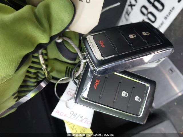 1C4RJJAG0P8825862 Jeep Grand Cherokee L Laredo 4x2
