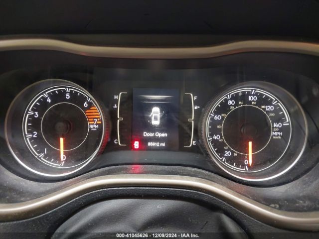1C4PJMCB1GW181875 Jeep Cherokee Altitude