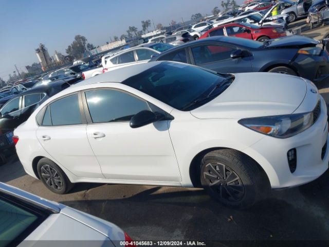 3KPA24AB2JE048162 KIA RIO S