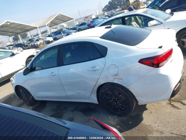 3KPA24AB2JE048162 KIA RIO S