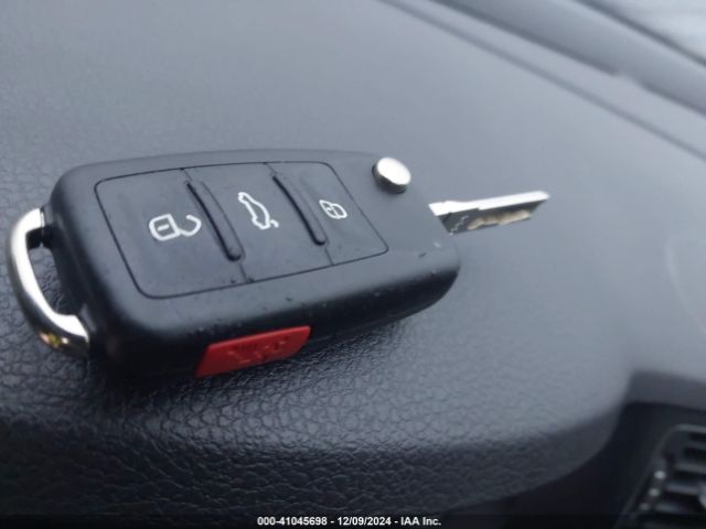 3VWDB7AJ9HM316028 Volkswagen Jetta 1.4t Se