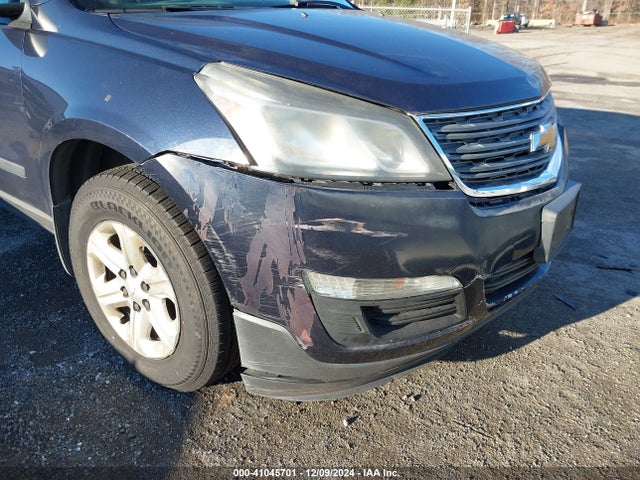 Chevrolet Traverse Ls 2015 1GNKRFKD3FJ110598 Image 6