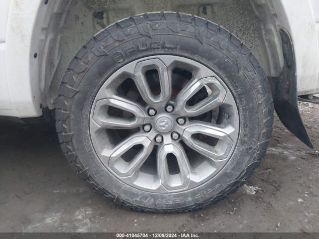 1C6SRFJT8KN728396 RAM 1500 Laramie  4x4 5'7 Box