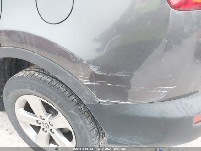 JTMWFREV9FD050074 Toyota Rav4 Xle