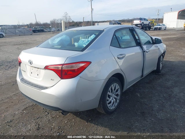 Toyota COROLLA LE 2018 2T1BURHE5JC013108 Image 4