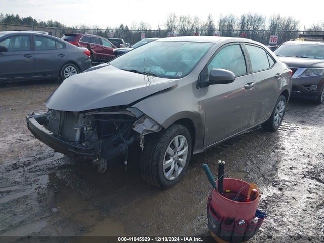 Toyota COROLLA LE 2015 2T1BURHE2FC370317 Image 2
