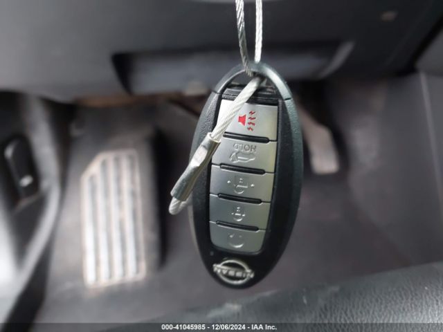 5N1DR3CB2NC272850 Nissan Pathfinder Sl 2wd