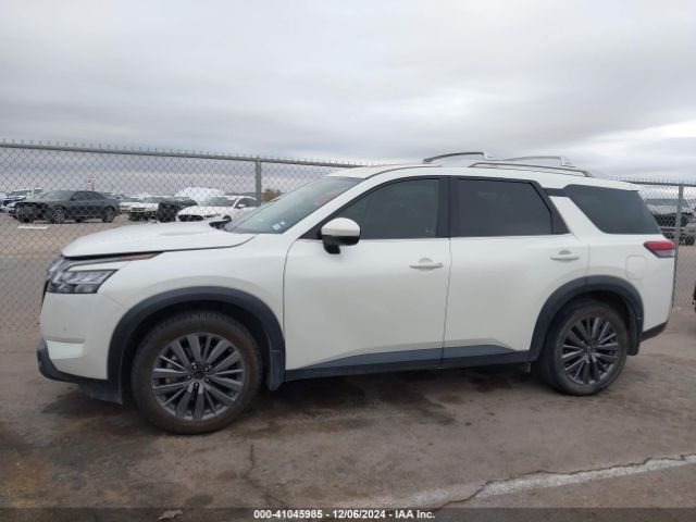 5N1DR3CB2NC272850 Nissan Pathfinder Sl 2wd