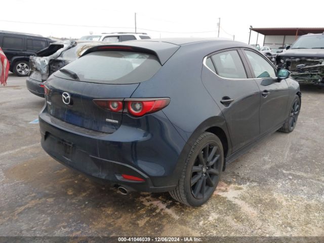 JM1BPAKM8R1721846 Mazda Mazda3 2.5 S Select Sport