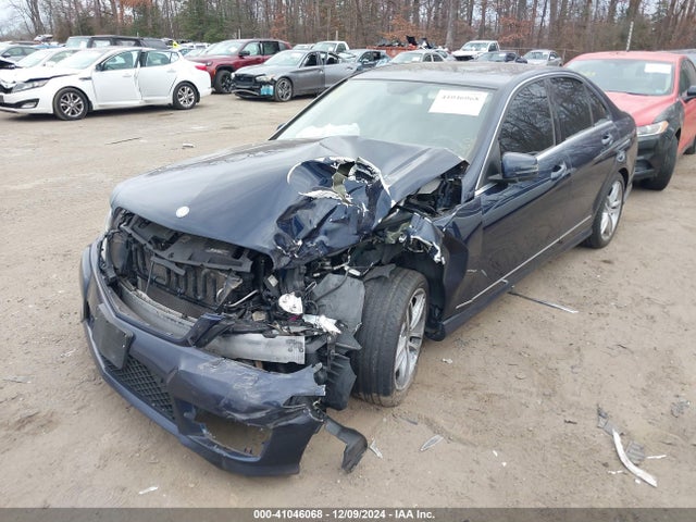 WDDGF8AB5EG186702 Mercedes-Benz C 300 Luxury 4matic/sport 4matic