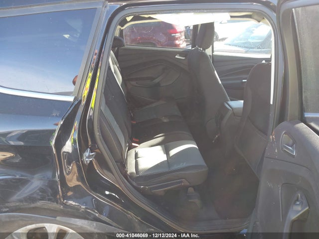 1FMCU9GD7JUB15702 Ford ESCAPE SE