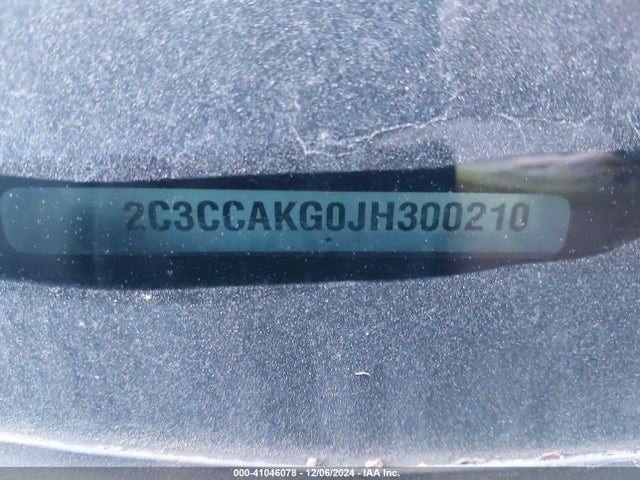 2C3CCAKG0JH300210 Chrysler 300 Limited Awd