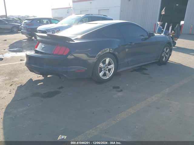 Ford Mustang V6 2015 1FA6P8AM3F5355672 Image 4